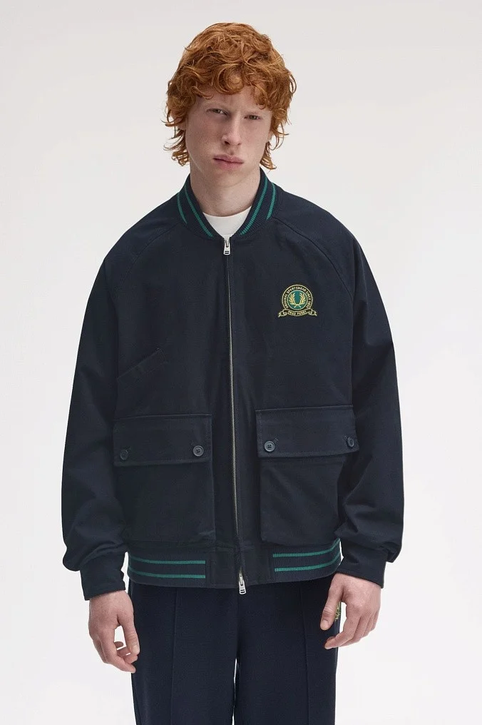 Бомбер Fred Perry Tennis Badge Bomber Jacket